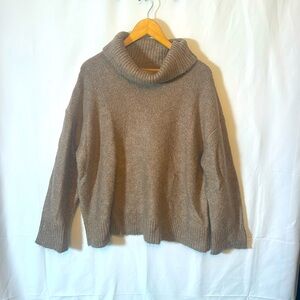Banana Republic Cozy Taupe Cowl Neck Sweater – Relaxed Fit